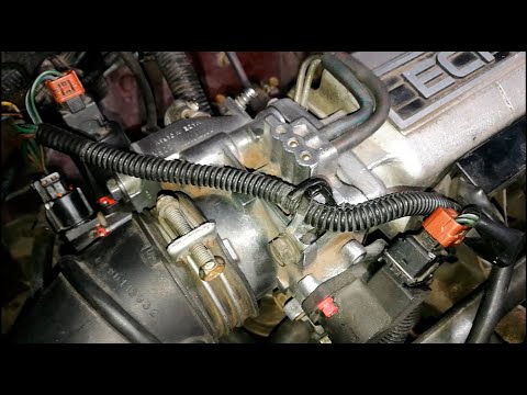 Видео: Возрождение очередного самурая Galant E32A. Часть 1-я. Ничего живого под капотом.