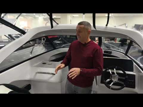 Видео: Сравнение катеров с хардтопом: Phoenix 600 vs BossForr 580