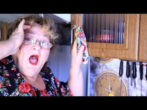 Видео: КАК легко очистить КУХОННУЮ МЕБЕЛЬ от жирного налета - СПОСОБ ПРОВЕРЕННЫЙ