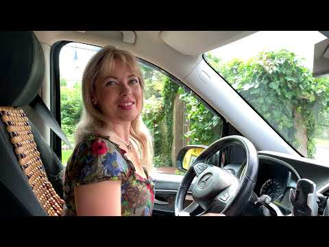 Видео: ПРИГОРОД ПРАГИ. СБОР КЛУБНИКИ В ЧЕХИИ. ЧЕШСКАЯ КЛУБНИКА.