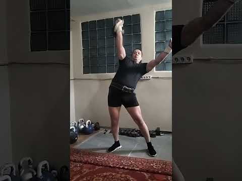 Видео: 26.09.25 Жим 32 кг 12 минут 161 раз ( Армейский Гиревой Жим )