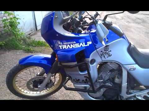 Видео: Honda Transalp 600 обзор ,осмотр мотоцикла перед покупкой (Часть 1)