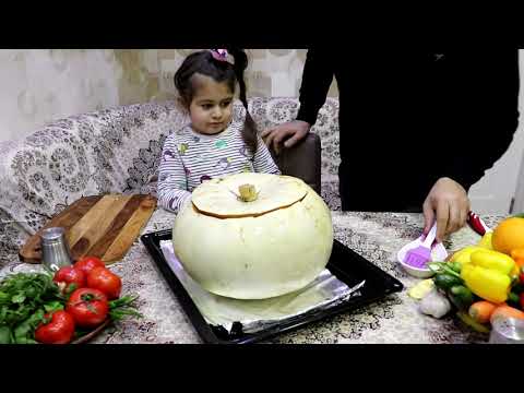 Видео: Говяжье МЯСО запеченное в ТЫКВЕ - Мясо в Тыкве. ЛУЧШИЙ РЕЦЕПТ. MAL ƏTİ BALQABAĞIN İÇİNDƏ
