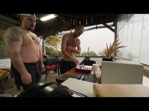 Видео: Сочинские Вибрации. Пишем биты на свежем воздухе.