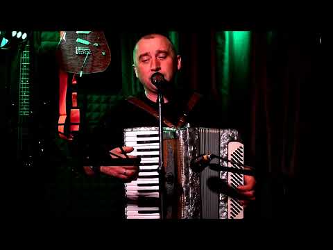 Видео: О Боже який гарний світ Душевна пісня Петро та Василь тихесенько пісню співають