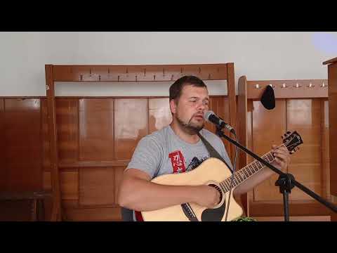 Видео: Кавер на песню  "Спокойная ночь" исполняет Вирст Владимиров.