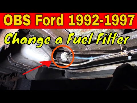 Видео: Как заменить топливный фильтр: грузовик Ford OBS 1992–1997 годов выпуска