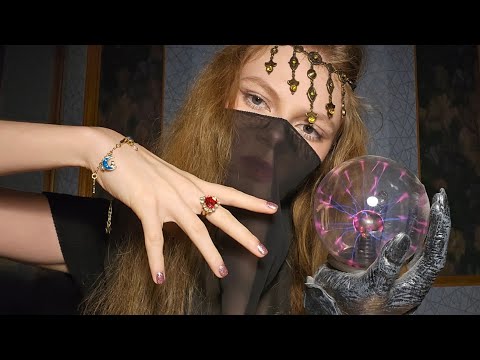 Видео: ASMR потомственная гадалка погадает тебе (ДА, САМАЯ НАСТОЯЩАЯ ГАДАЛКА😰)