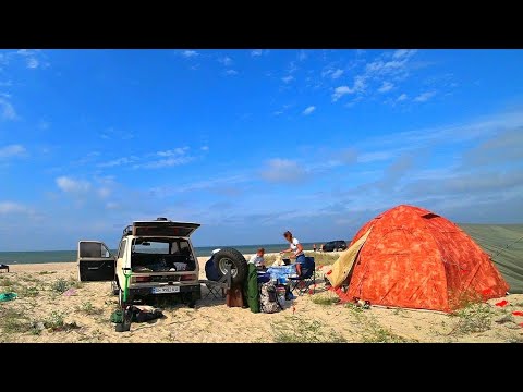 Видео: Железный Порт. Отдых дикарём! Самое нужное место на пляже.