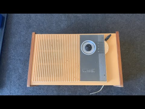 Видео: Обзор и разбор: трёхпрограммный радиоприёмник Маяк 1974 года выпуска