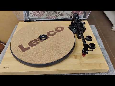 Видео: Отличный (от хороших) проигрыватель виниловых пластинок Lenco