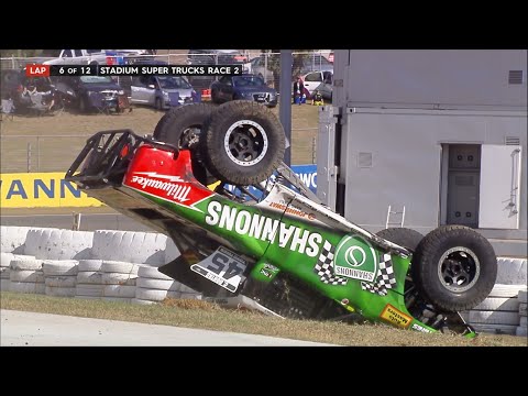 Видео: Гонка 2 в Перте 2017 года — Stadium SUPER Trucks