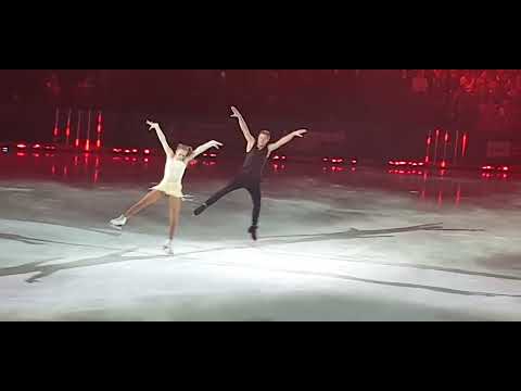 Видео: Влюблённые в фигурное катание. Виктория Синицина и Никита Кацалапов, поёт Alika (Алика). 14.02.2025