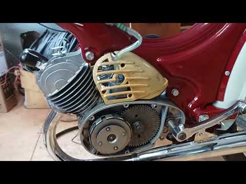 Видео: Ява Stadion 1961 год промежуточный обзор