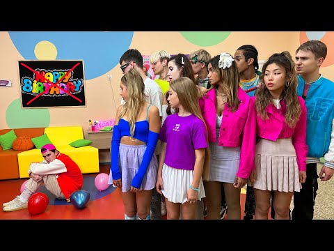 Видео: БЕДНЫЙ УЧИТЕЛЬ МАКС!!! ПОДРОСТКИ ЗАБЫЛИ ПОЗДРАВИТЬ УЧИТЕЛЯ! КОГО ОТЧИСЛЯТЬ ИЗ КАМПУСА?