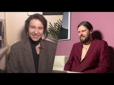 Видео: Калинкин и Касьян делают всё, но только не читают