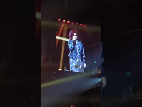 Видео: 25.05.2025. Москва. Жанна Агузарова. Жёлтые ботинки. 