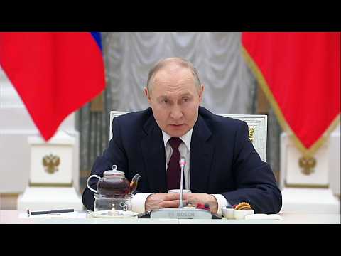 Видео: Путину доложили: Telegram опасен для фронта. Женщины-военные в Кремле подняли вопрос блокировки