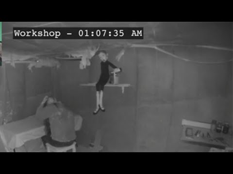 Видео: | Тя мислеше, че малкият й брат е мъртъв... | Гледаме страшни клипчета #23 |