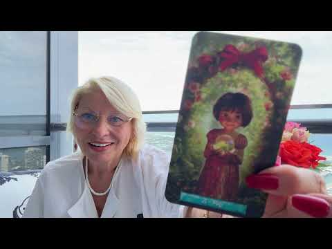 Видео: ВОДОЛЕЙ - ТАРО ПРОГНОЗ НА НОЯБРЬ 2025 года от ANGELA PEARL