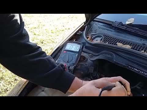 Видео: Checking the glow plugs on a Volvo V50 2.0D/Проверка свечей накаливания VOLVO V50 2.0D