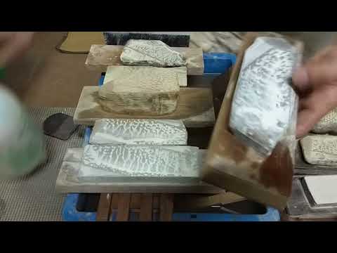 Видео: Зависимость цвета суспензии от твердости камня