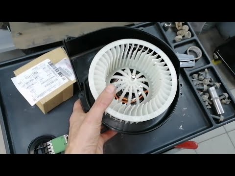 Видео: Skoda FABIA  снятие  приточного вентилятора салона.