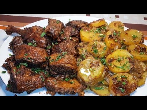 Видео: УТКА кусочками с картошкой в духовке // DUSK slices with potatoes in the oven. ENG SUB