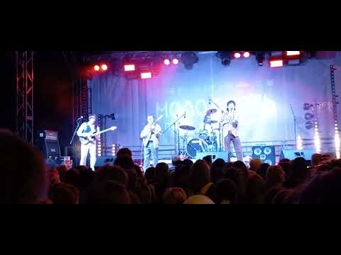 Видео: Группа Сова - Твой взгляд. Петрозаводск. 1 сентября 2025.