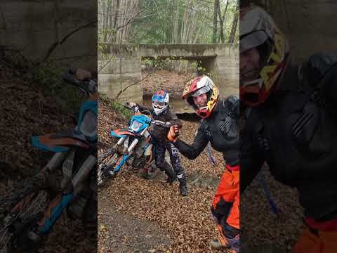 Видео: Видос на канале#enduro#crimea#4stroke#nbpower