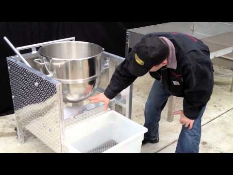 Видео: Машина для приготовления сладкой кукурузы A-1