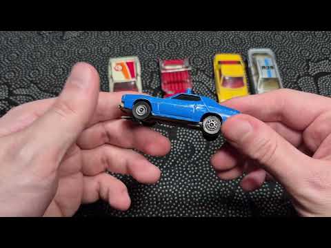 Видео: Наборы литых машинок Hot Wheels, Matchbox и Corgi, включая модели 70-х и 80-х годов. Открытие поч...