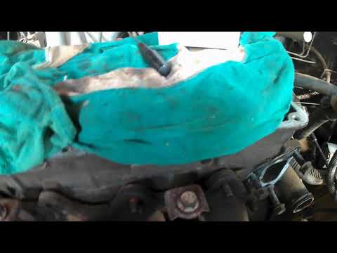 Видео: Замена прокладки головки Митцубиси лансер 9