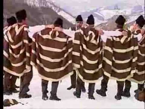 Видео: Зима в Златоград - Родопски песни 5/5