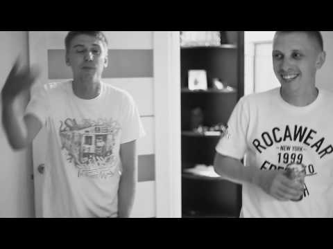 Видео: ПромЗона( Паха Аксют, Жека Подлый, Гриха Online) - Застольная( Iive )