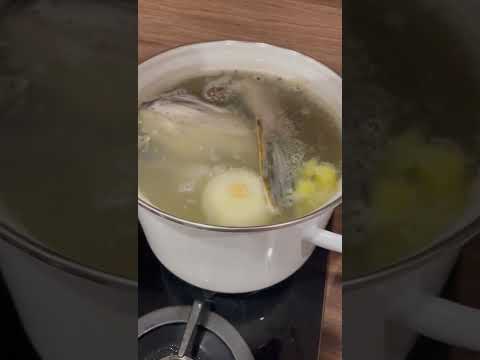 Видео: Уха, жареная щука с картошечкой от мужа