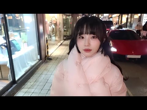 Видео: Почему я не могу не влюбиться в нее