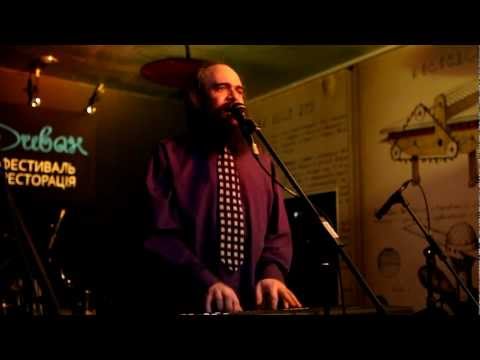 Видео: Псой Короленко - 07. Странненький (Ябнутый) (live 25.02.12)