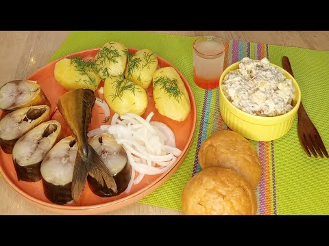 Видео: МУКБАНГ/ СКУМБРИЯ С КАРТОШЕЧКОЙ, МЯСНОЙ САЛАТ, ЧЕСНОЧНЫЕ БУЛОЧКИ, "лимонка" 🍋/ #mukbang