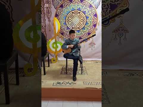 Видео: Ерболат Айхан 12 жас. Е.Үсенов - “Кербез сұлу”