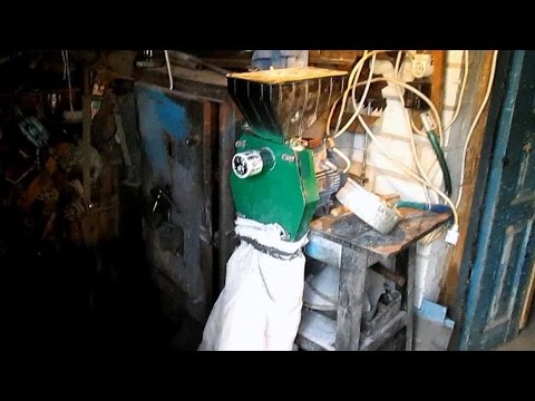 Видео: Кормоизмельчитель ЭЛИКОР -1 (Мои доработки)
