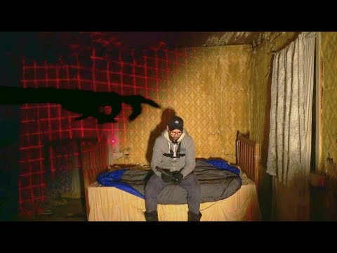 Видео: ДОМ ПРОКЛЯТЫЙ ВЕДЬМОЙ / НОЧЬЮ ВЕДЬМУ ВИДНО НА КАМЕРЕ / A HOUSE CURSED BY A WITCH