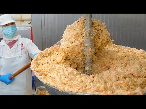 Видео: Фабрика массового производства рулетов с креветками и рыбными пирогами - Тайваньская пищевая фабрика