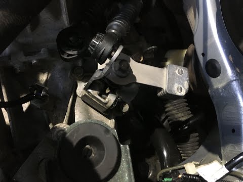 Видео: ВЕСТА! Устраняем люфт механизма выбора передач кпп!