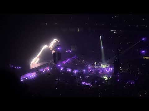 Видео: Егор Крид - Забудь меня | Газпром Арена 11.10.2025