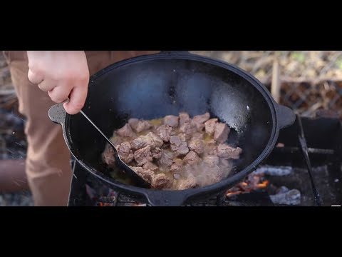 Видео: Классический чашушули в казане на костре. Рецепт из мяса с овощами.