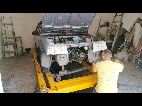 Видео: Замена нижней части телевизора ВАЗ 2109.