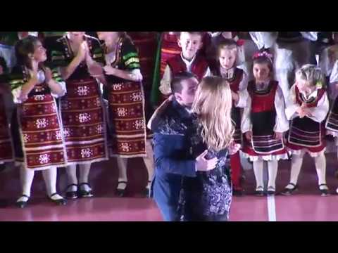 Видео: Кирил Амбарков и Мария Митова се сгодиха