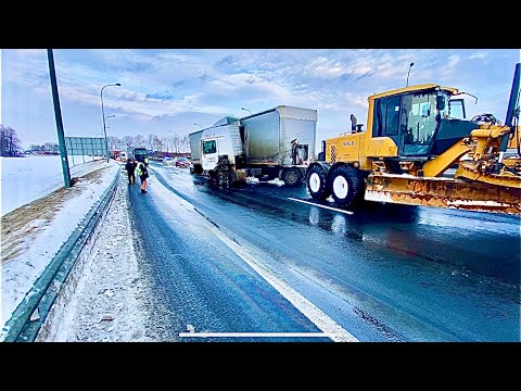 Видео: Тащим фуру после ДТП! Поработали со шнекоротором!