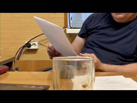 Видео: Собеседование В Зоопарке (На Охранника)